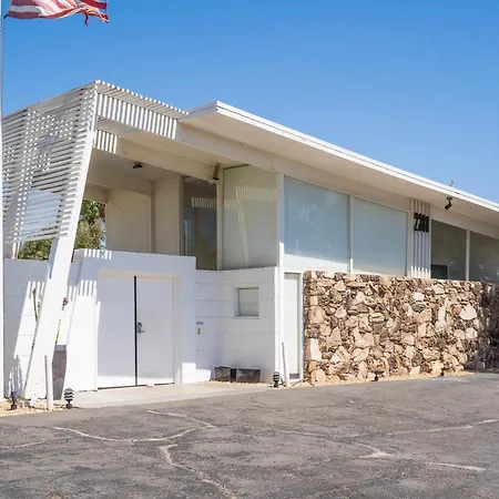 Monkey Tree Hotel By Avantstay Stylish Hotel In Palm Springs W Pool Exterior foto