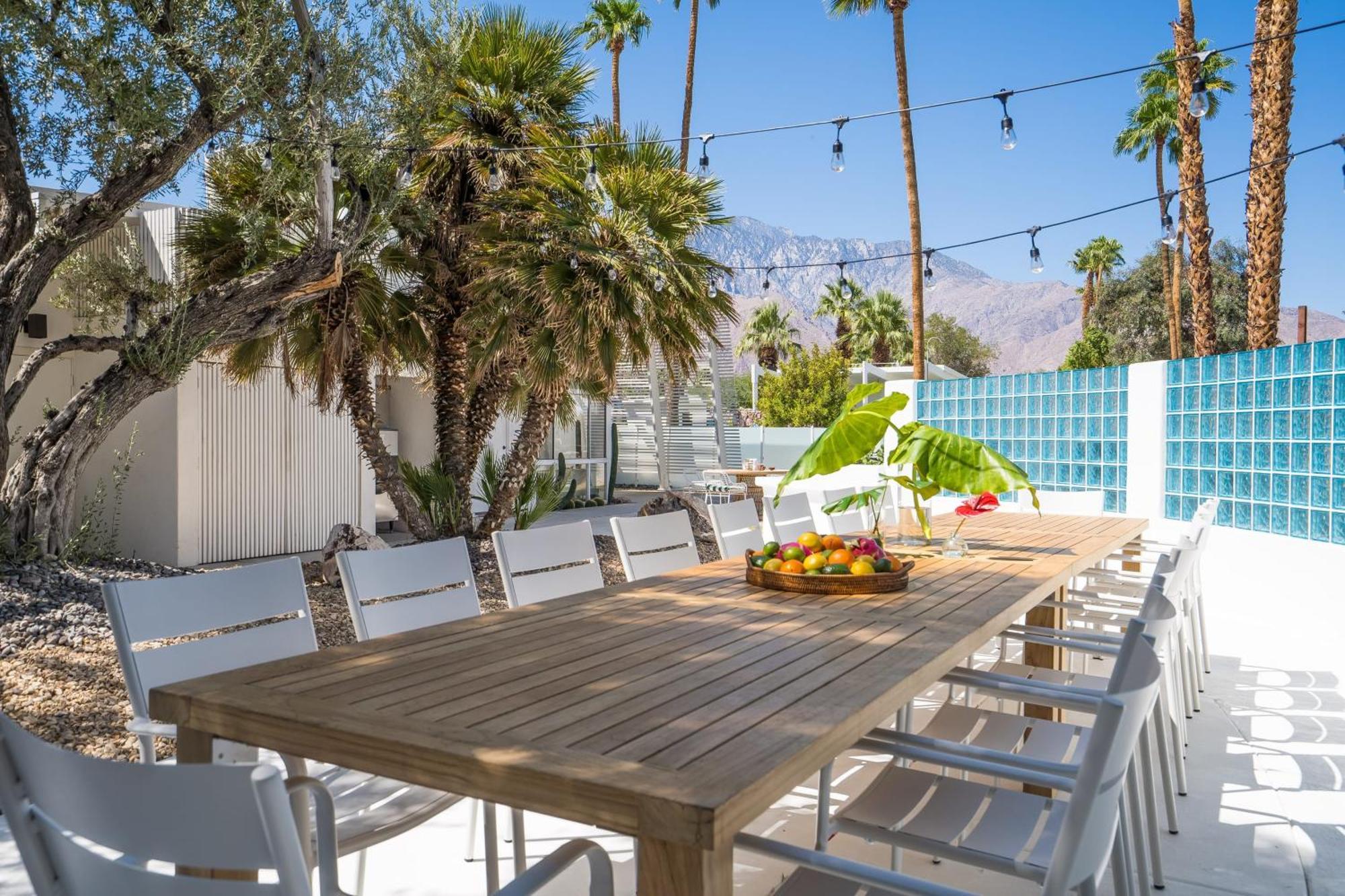 Monkey Tree By Avantstay Stylish In W Pool