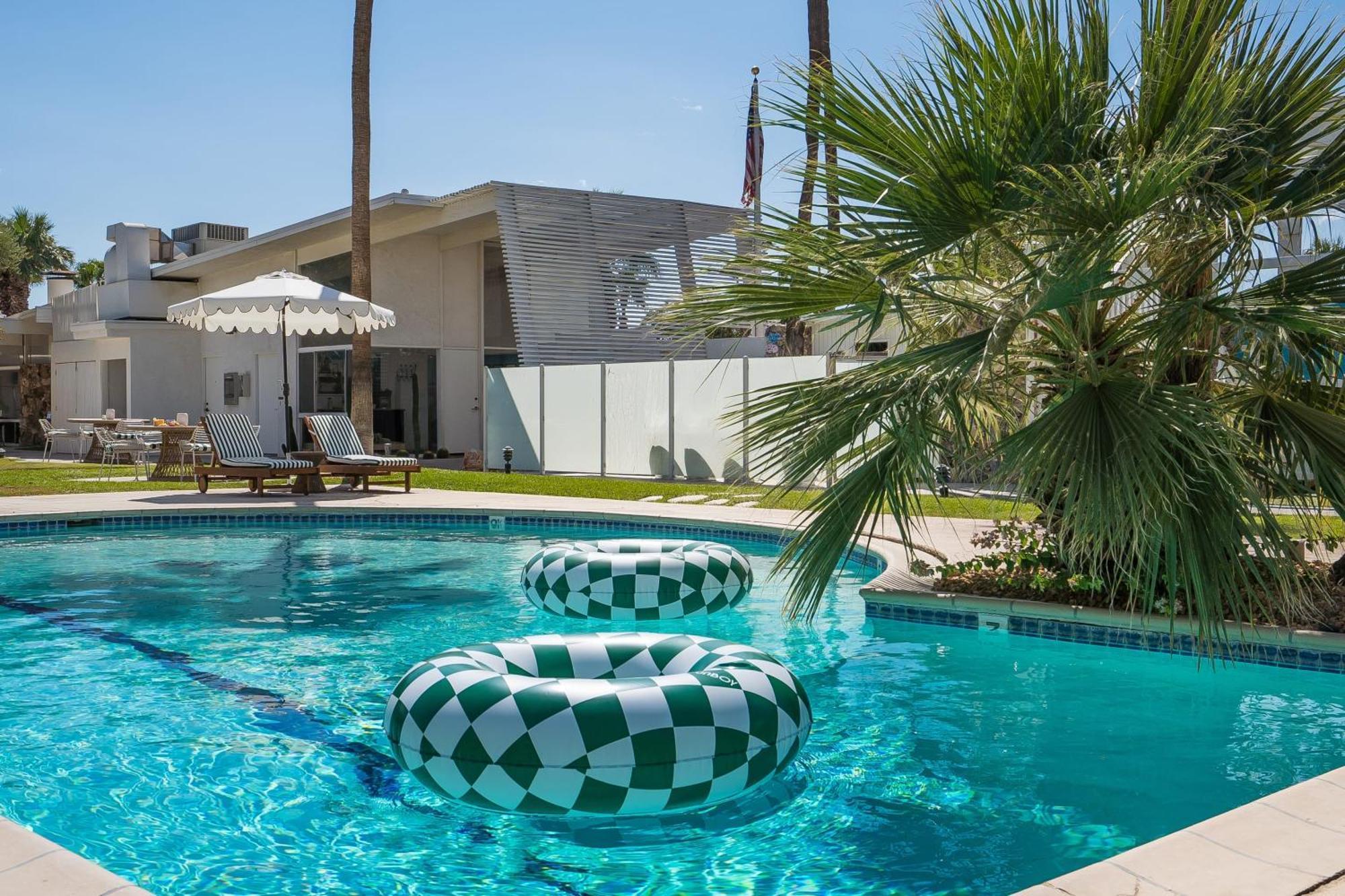 Hotel Monkey Tree By Avantstay Stylish In W Pool